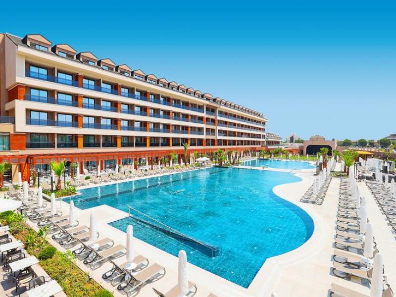 Vakantie naar Aletris Deluxe Hotel in Colakli in Turkije