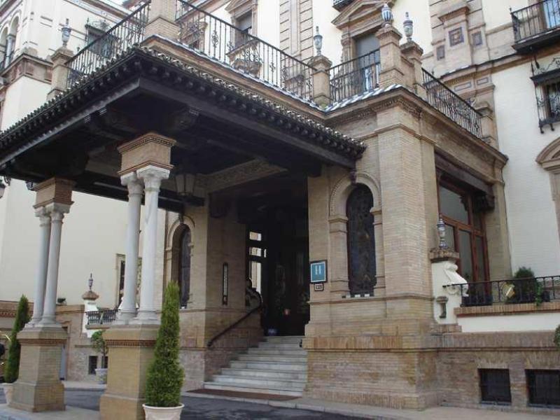 Vakantie naar Alfonso Xiii in Sevilla in Spanje