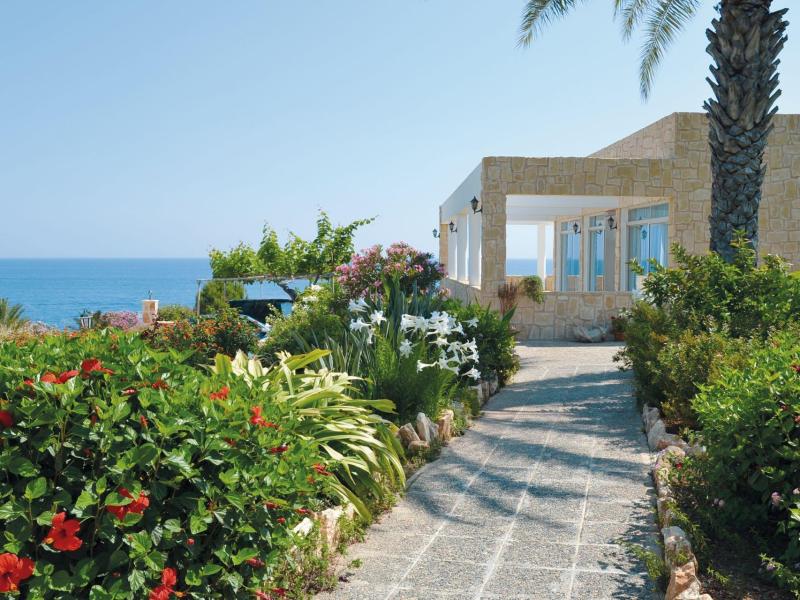 Vakantie naar Aphrodite Beach in Neo Chorion in Cyprus