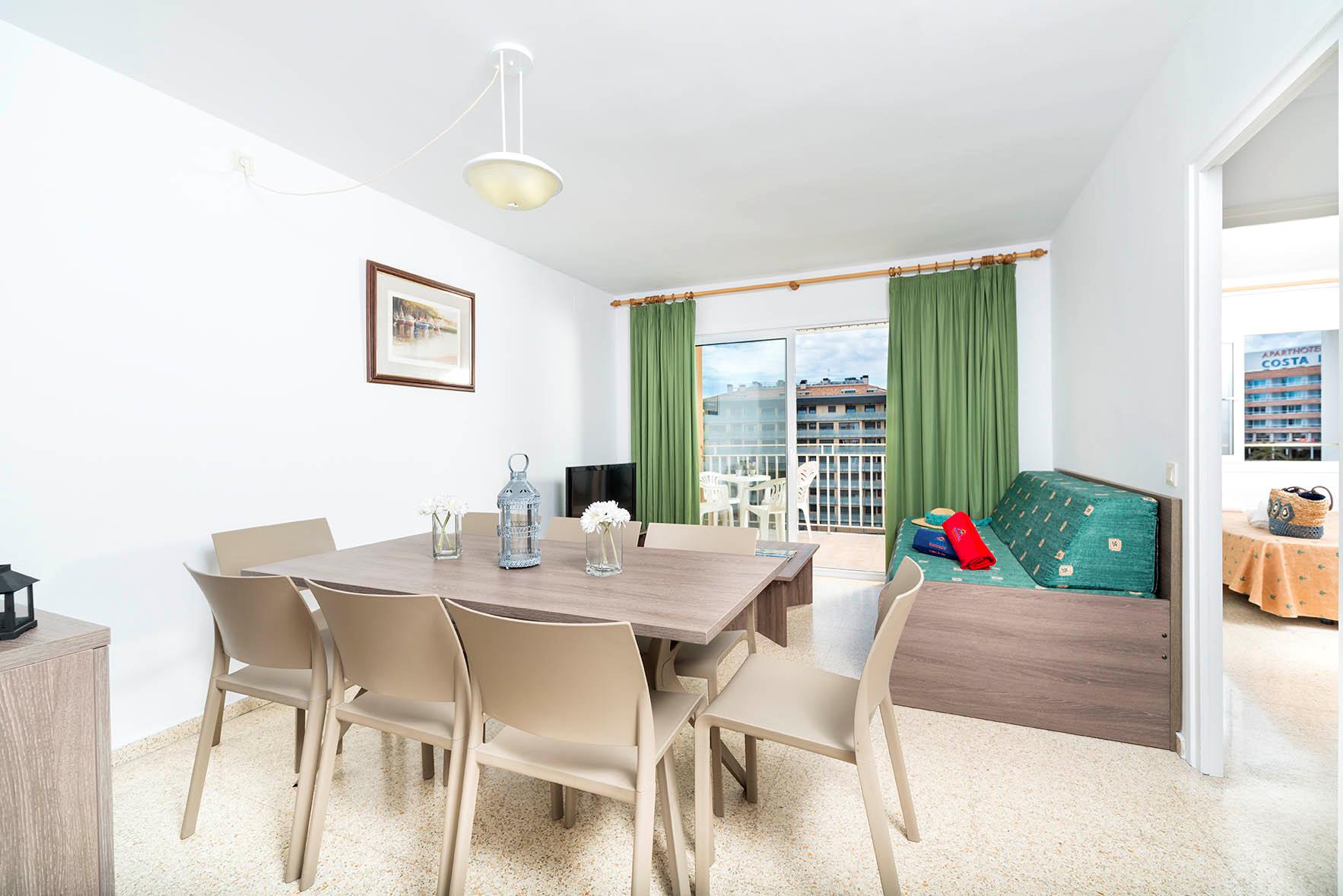 Vakantie naar Appartementen Condado in Lloret De Mar in Spanje