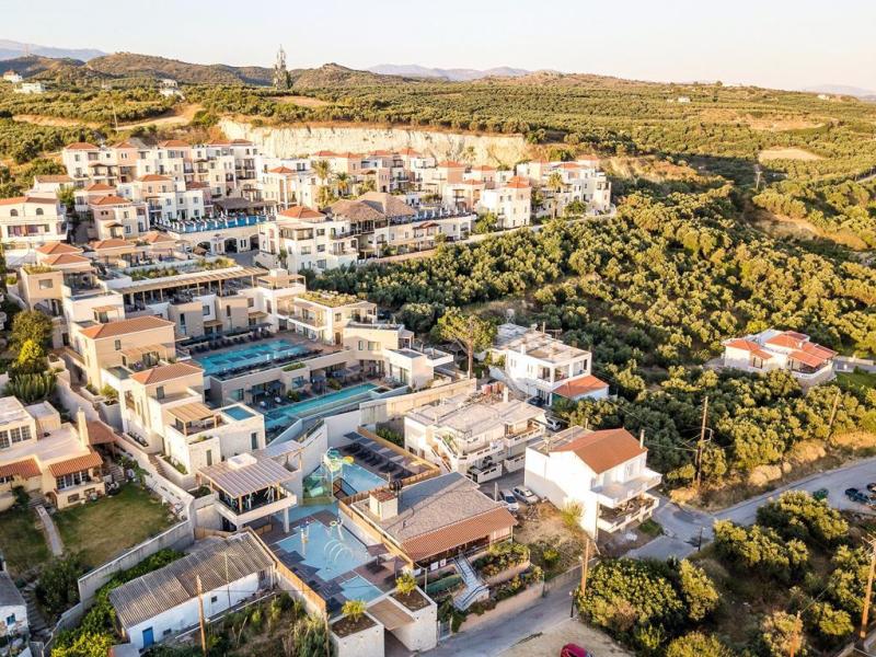 Vakantie naar Atlantica Caldera Village in Agia Marina in Griekenland