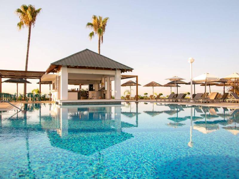 Vakantie naar Atlantica Miramare Beach Resort in Limassol in Cyprus