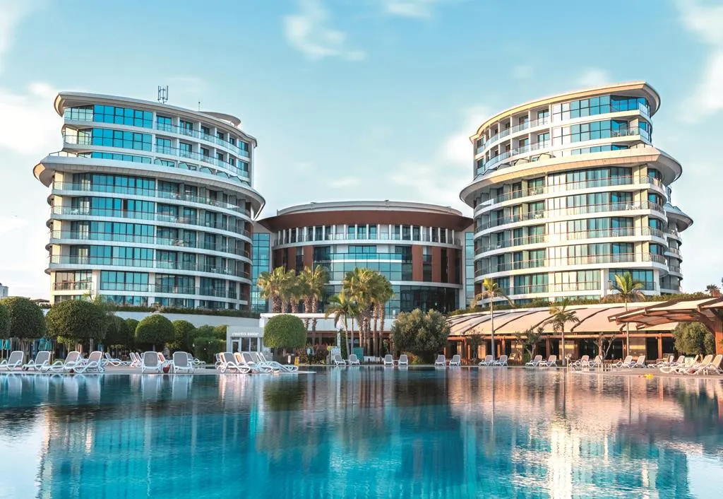 Vakantie naar Baia Lara Hotel in Lara in Turkije