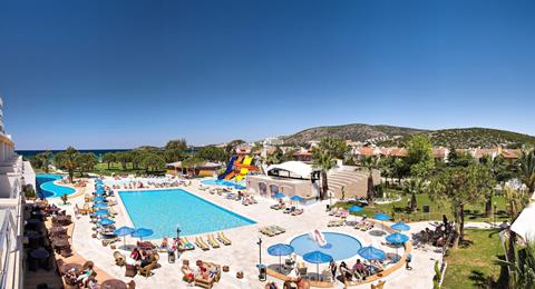 Batihan Beach Resort vanaf €459,00!