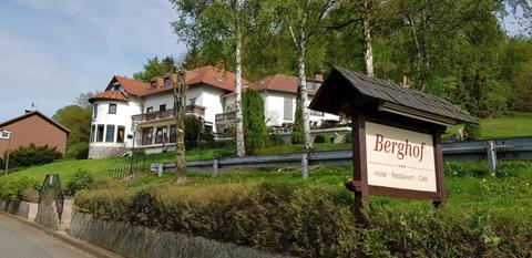 Vakantie naar Berghof in Nieheim in Duitsland