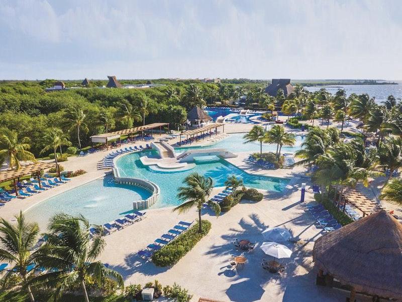 Vakantie naar Bluebay Grand Esmeralda in Playa Del Carmen in Mexico