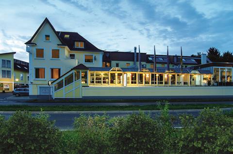 Vakantie naar City Hotel in Meckenheim in Duitsland