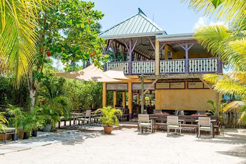 Vakantie naar Country Country Beach Cottages in Negril in Jamaica