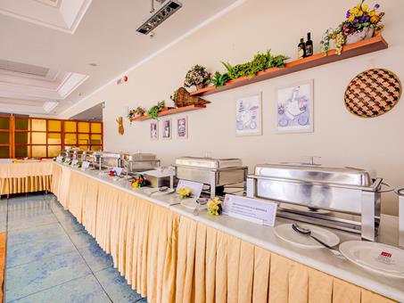 Cristina vanaf €221,00!