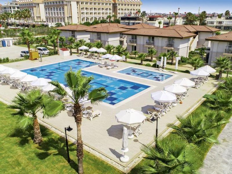 Vakantie naar Crystal Boutique Beach in Bogazkent in Turkije