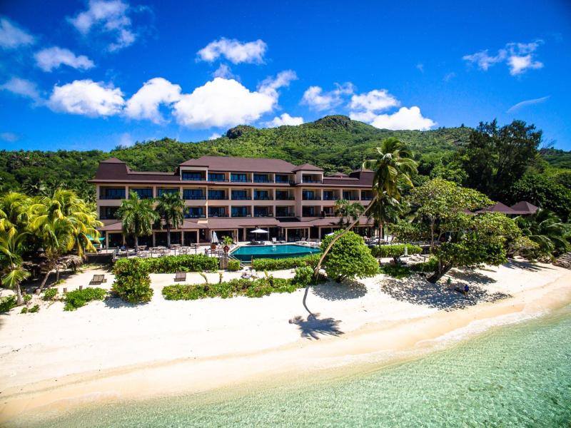 Vakantie naar Doubletree By Hilton Allamanda Resort in Anse Forbans in Seychellen