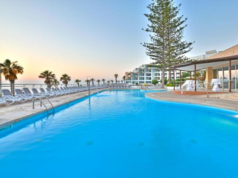 Doubletree By Hilton Malta vanaf € 308,-'!