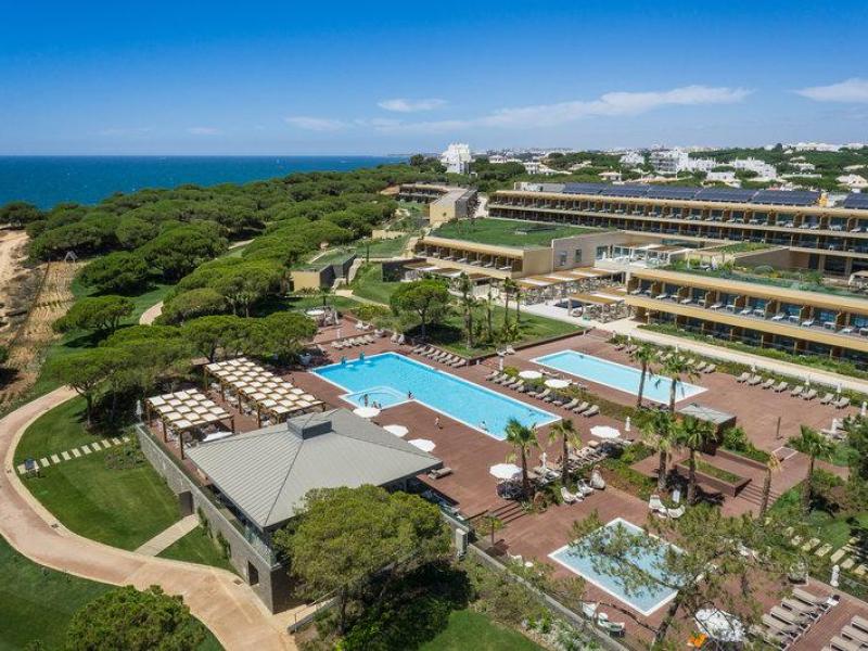 Vakantie naar Epic Sana Algarve in Olhos D Agua in Portugal