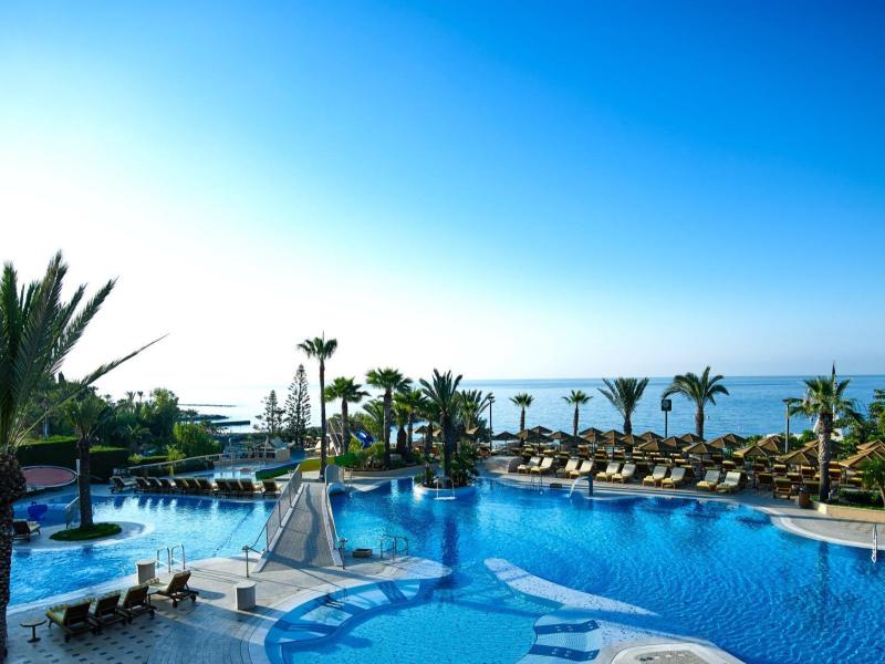 Four Seasons Limasol vanaf € 862,00!