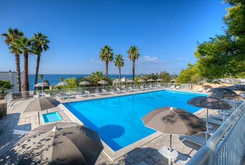 Grand Hotel Riviera vanaf € 594,-'!
