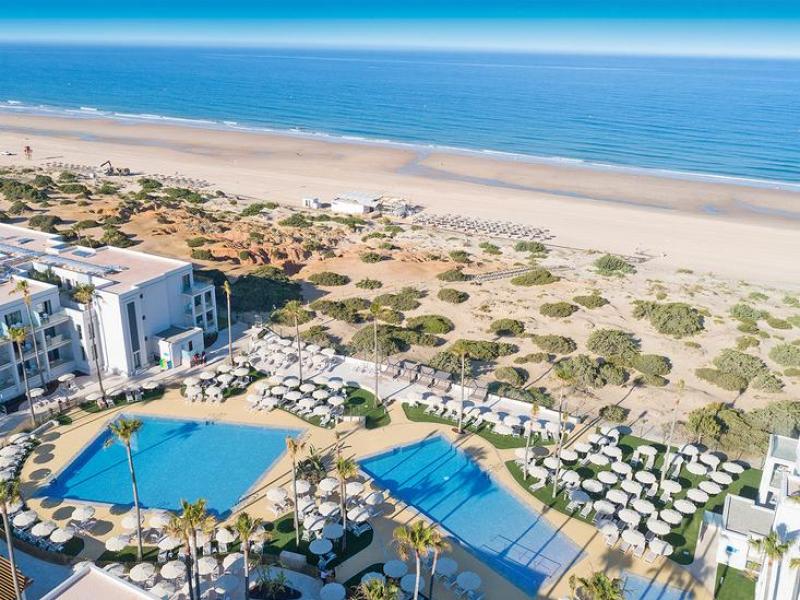 Vakantie naar Hipotels Barrosa Park in Chiclana De La Frontera in Spanje