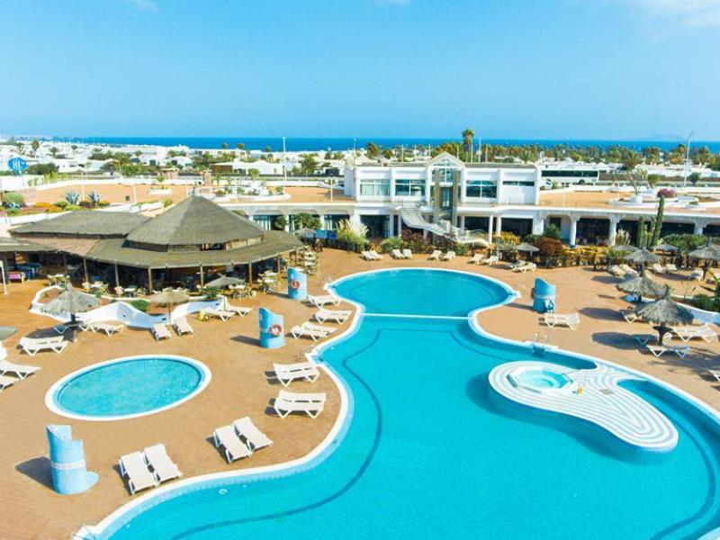 Hl Club Playa Blanca vanaf € 656,00!