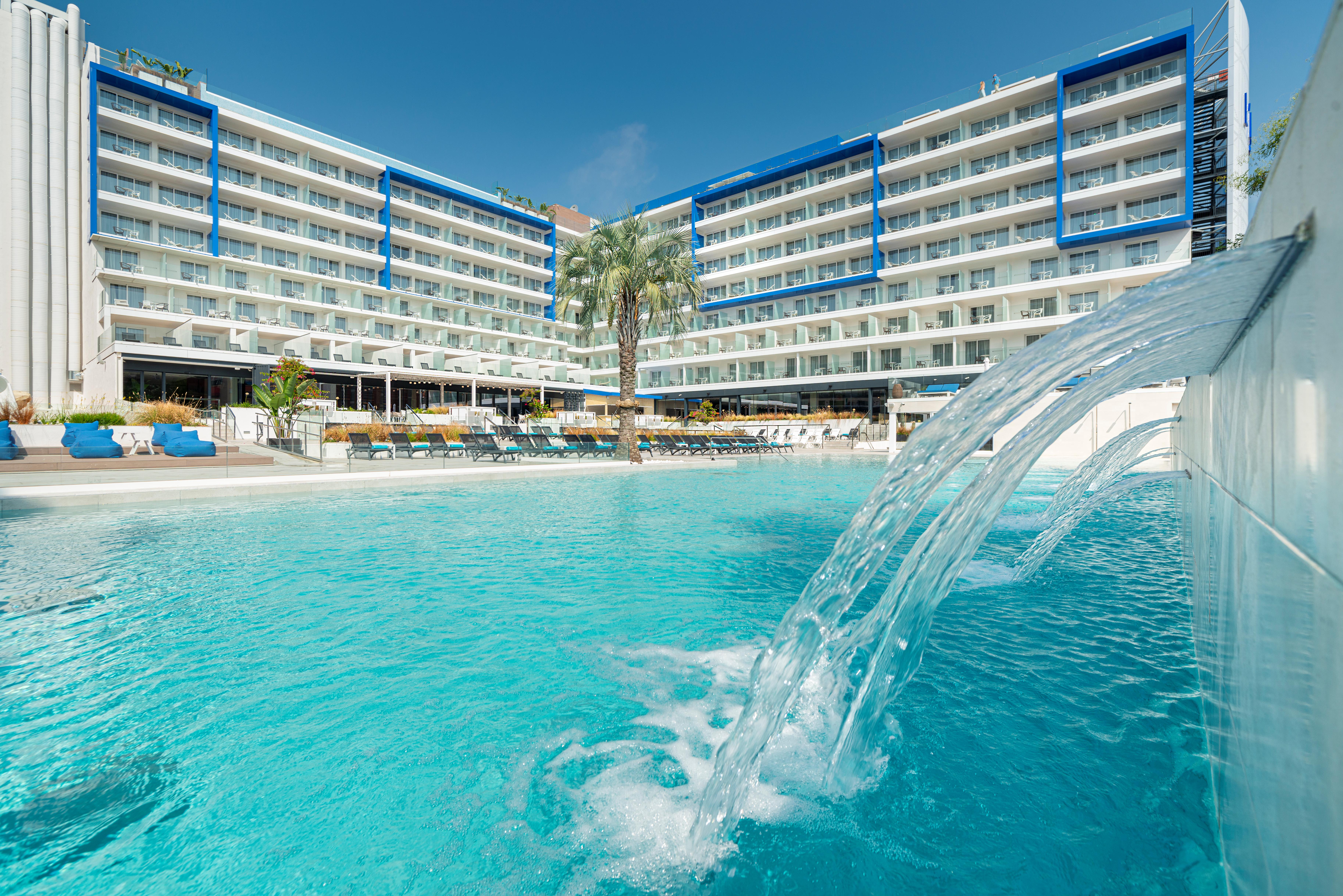 Vakantie naar Hotel L'Azure in Lloret De Mar in Spanje