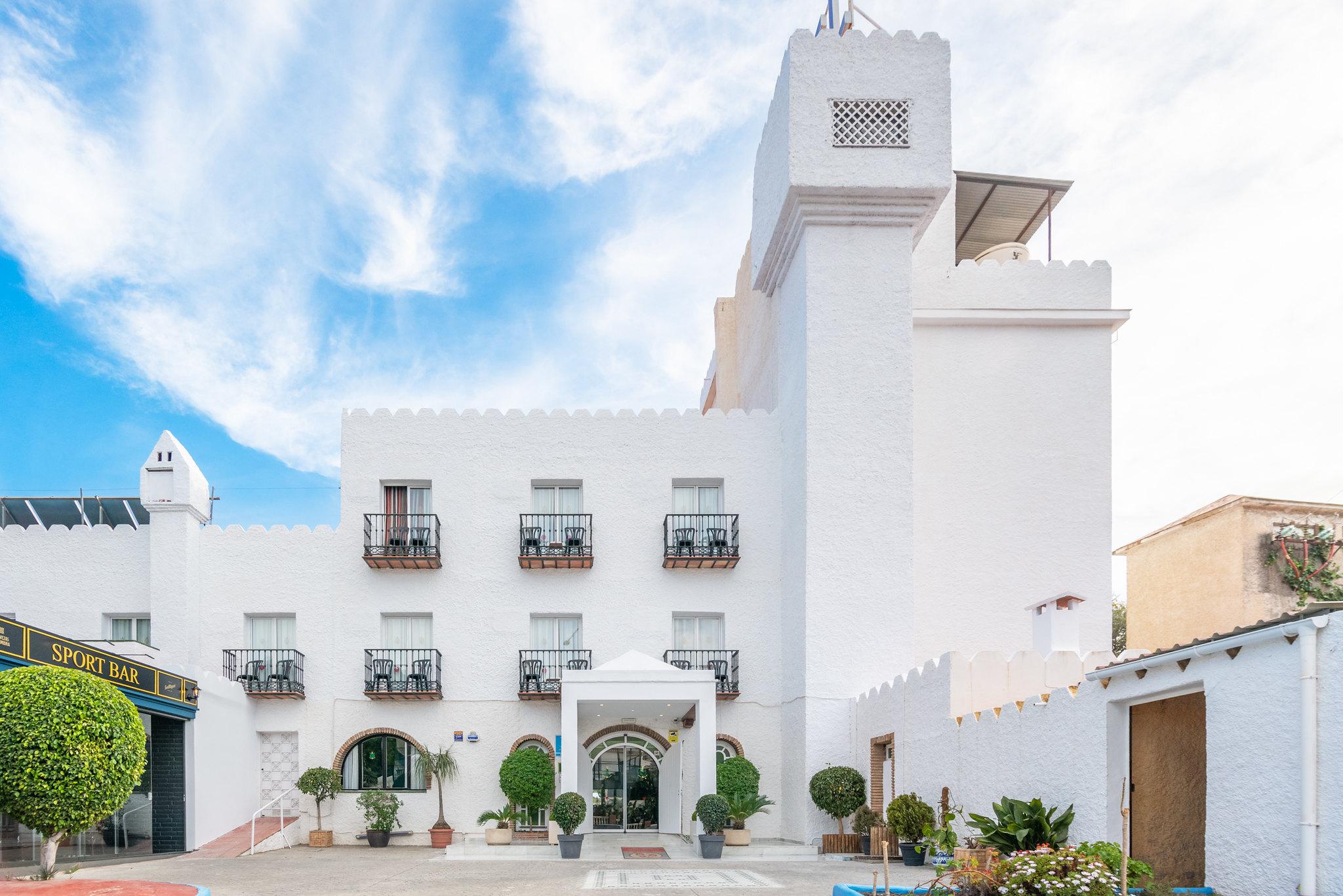 Vakantie naar Hotel Nerja Club in Nerja in Spanje