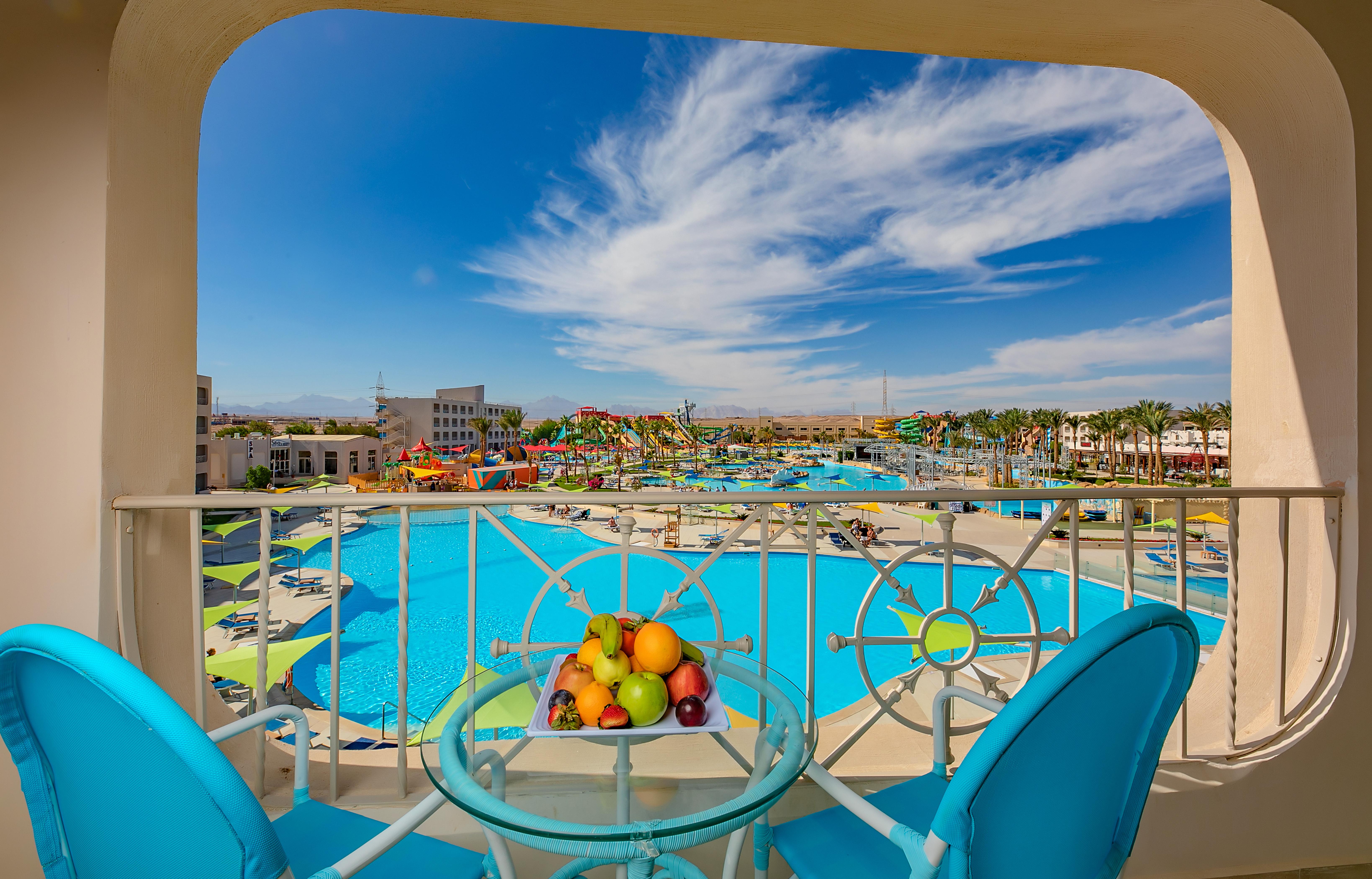 Vakantie naar Hotel Titanic Aqua Park Resort in Hurghada in Egypte