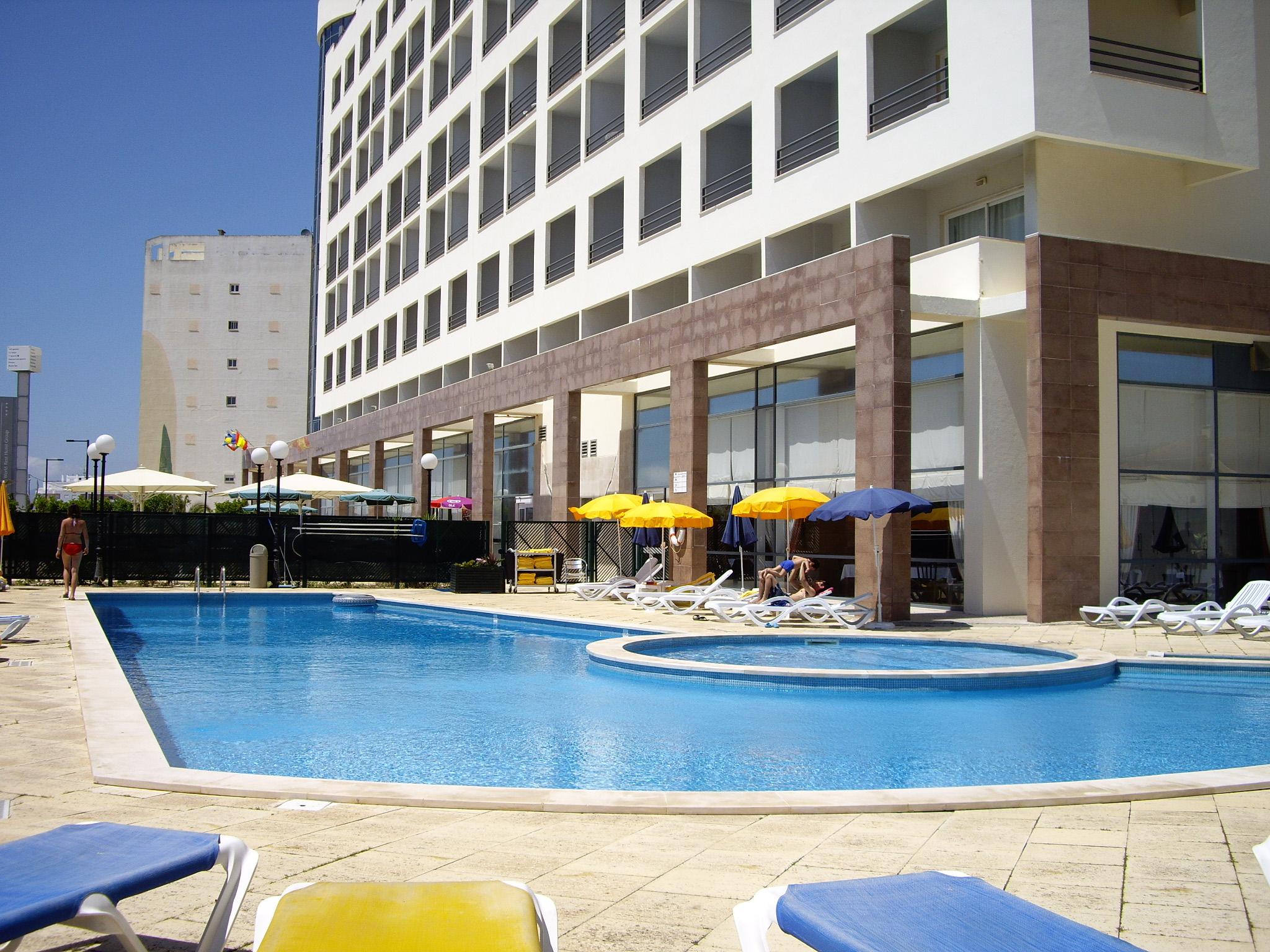 Hotel Tryp Caparica Lisboa Mar vanaf €490,00!