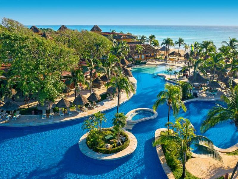 Vakantie naar Iberostar Waves Quetzal in Playa Del Carmen in Mexico