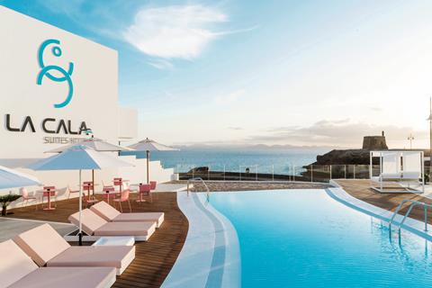 Vakantie naar La Cala Suites in Playa Blanca in Spanje