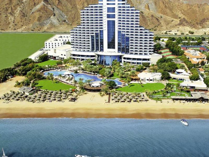 Vakantie naar Le Meridien Al Aqah Beach in Fujairah in Arabische Emiraten