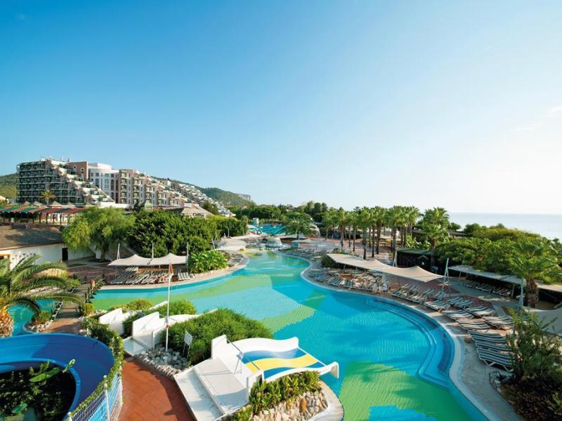 Vakantie naar Limak Limra Resort in Kemer in Turkije