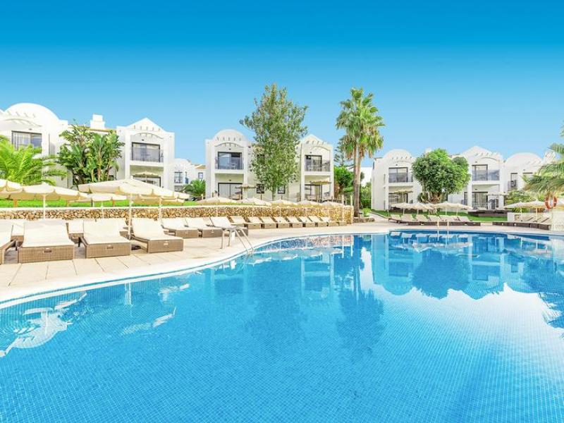 Vakantie naar Marsenses Paradise Club in Cala N Bosch in Spanje