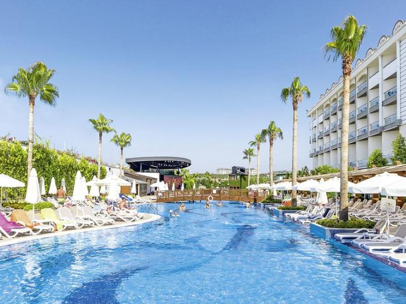 Vakantie naar Mary Palace Resort in Colakli in Turkije