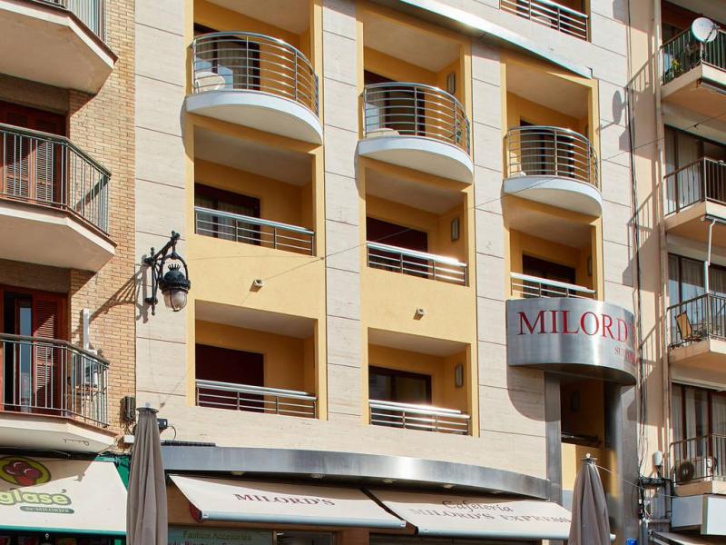 Vakantie naar Milords Suites in Benidorm in Spanje