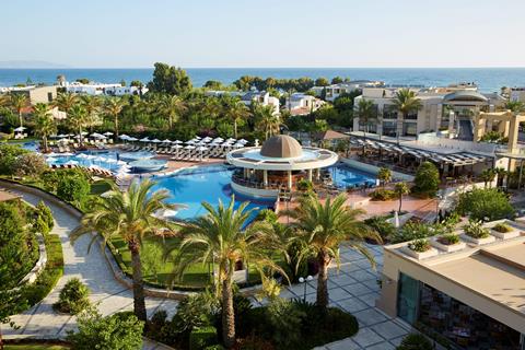 Vakantie naar Minoa Palace Beach Resort & Spa in Platanias in Griekenland