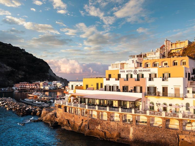 Vakantie naar Miramare Sea in Sant Angelo D Ischia in Italië