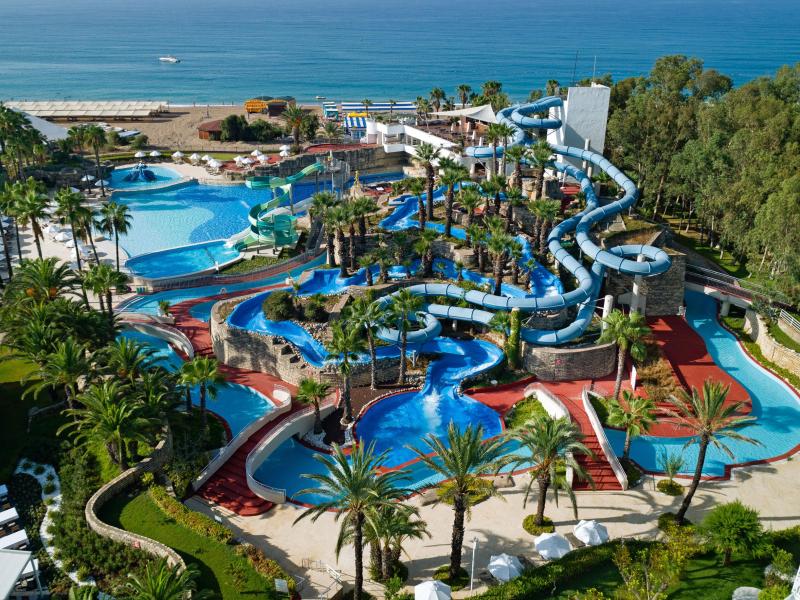 Vakantie naar Monachus Family Resort in Titreyengol in Turkije