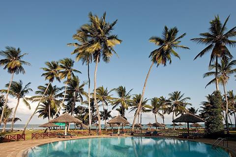 Vakantie naar Neptune Village Beach Resort & Spa in Galu Beach in Kenia