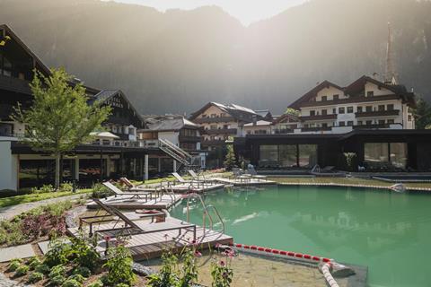 Vakantie naar Neuhaus Zillertal Resort in Mayrhofen in Oostenrijk