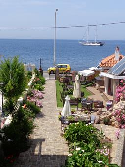 Niki Studios Seafront vanaf €377,00!