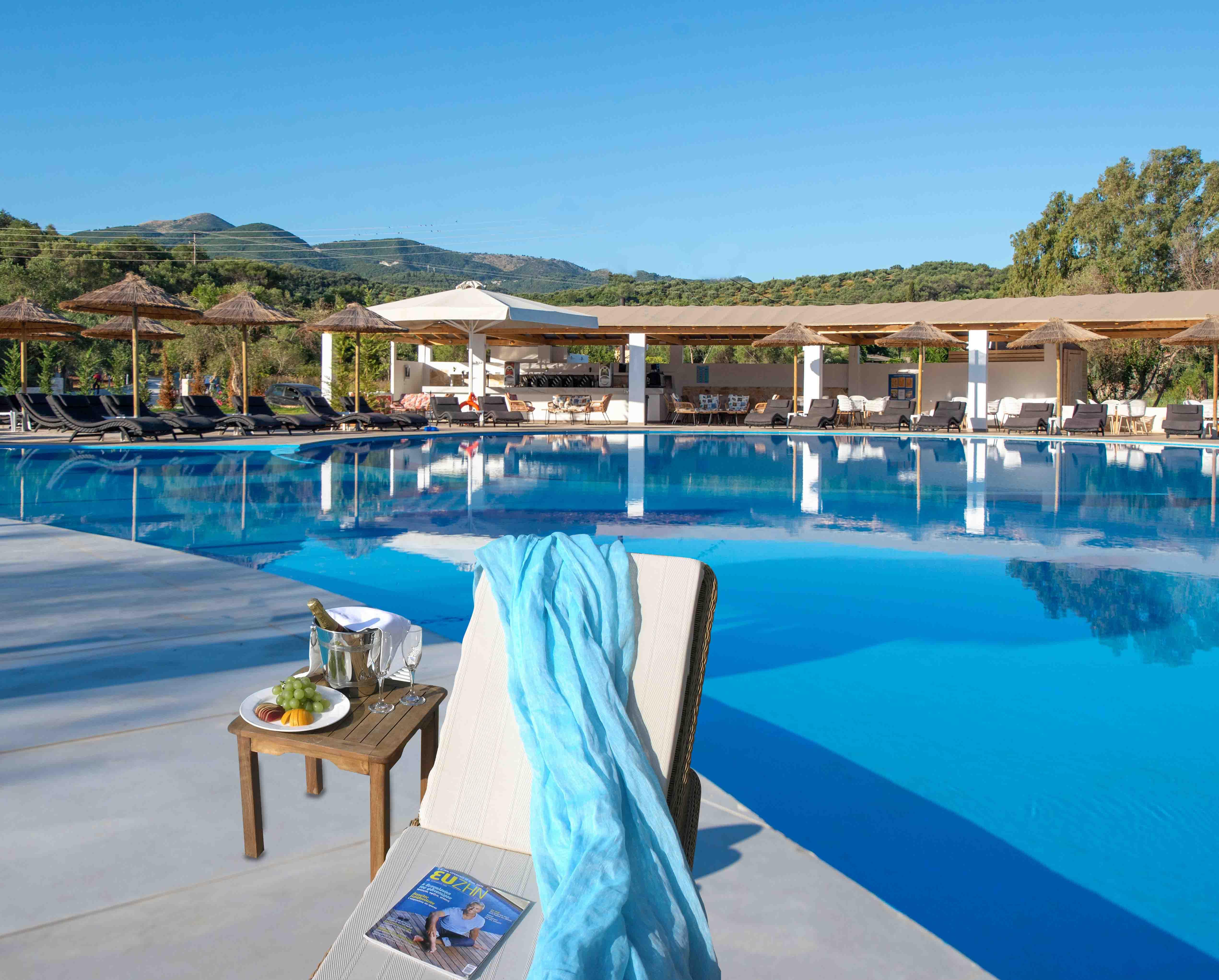 Ninos Laguna Holiday Resort vanaf € 667,00!