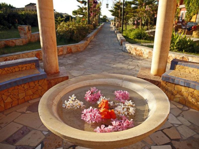 Orpheas Resort vanaf € 704,00!