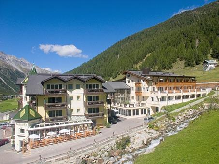 Vakantie naar Paradies Pure Mountain Resort in Sulden in Italië