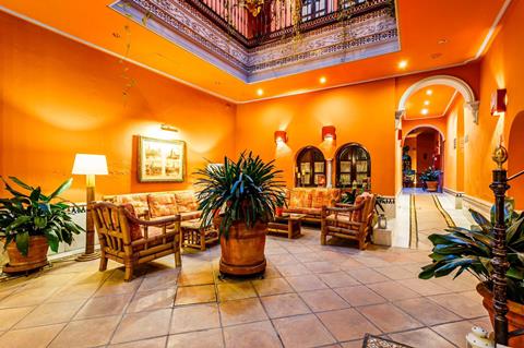 Patio De La Alameda vanaf €127,00!