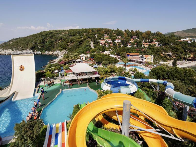 Vakantie naar Pine Bay Holiday Resort in Kusadasi in Turkije