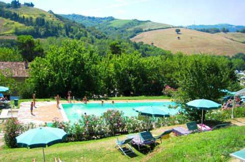 Vakantie naar Podere Sei Poorte   Lodge Holidays in Monteciccardo in Italië