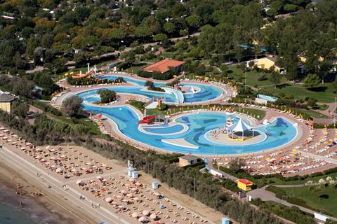 Vakantie naar Pra Delle Torri Gustocamp in Caorle in Italië