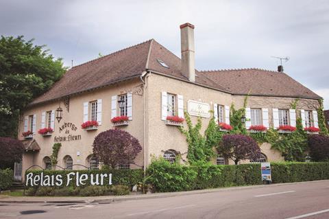 Vakantie naar Relais Fleuri in Avallon in Frankrijk