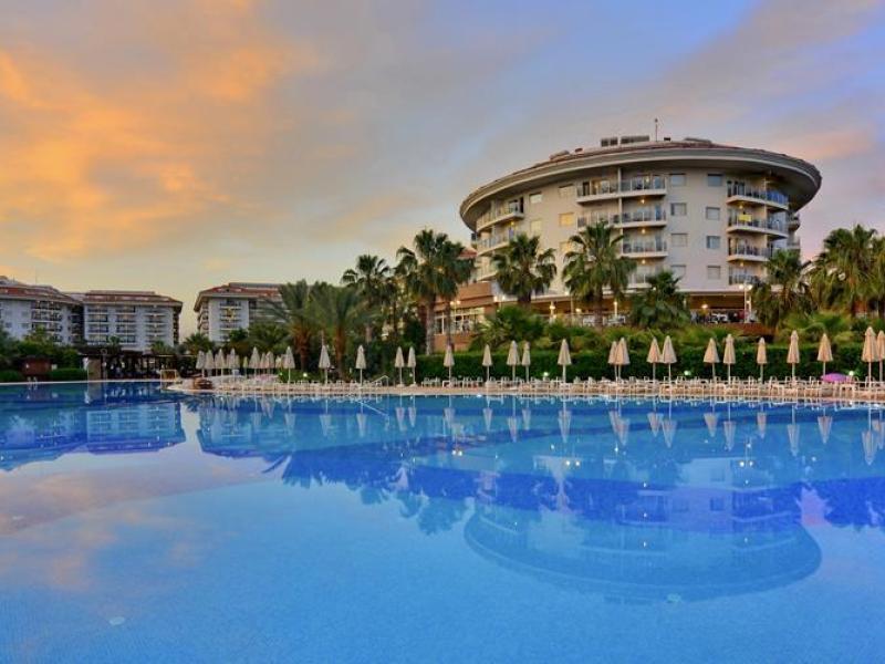 Vakantie naar Seaden Sea World Resort in Kizilagac in Turkije