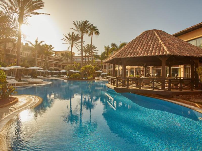 Vakantie naar Secrets Bahia Real Resort in Corralejo in Spanje