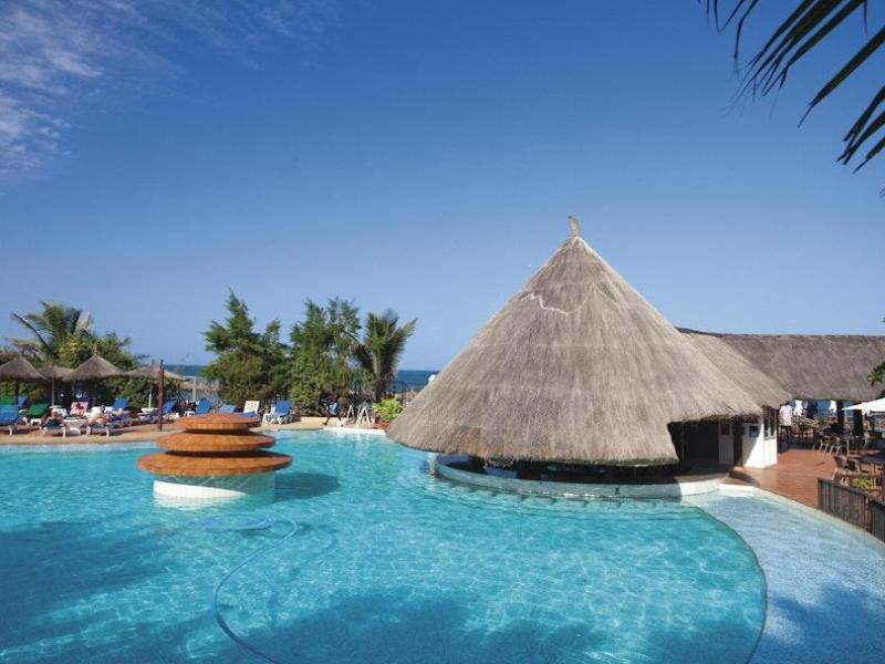 Senegambia Beach vanaf € 742,-'!