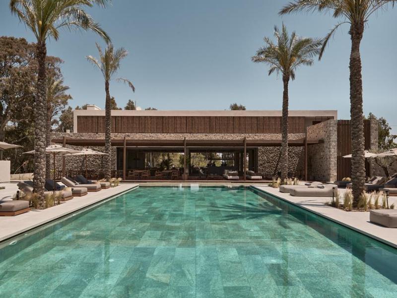 Theros All Suite Hotel   Adults Only vanaf € 1628,00!